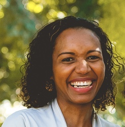 Prof. Dr. Carlândia Brito Santos Fernandes